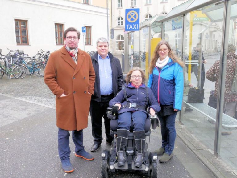 In Regensburg gibt es kein einziges barrierefreies Taxi