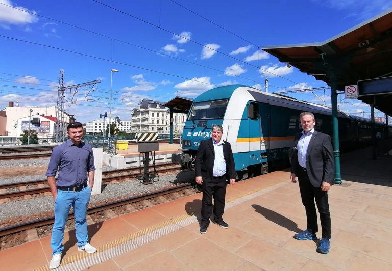 „Höchste Zeit für den Ausbau der Metropolenbahn: Bahnanbindung ist essentiell für die Entwicklung ländlicher Regionen“