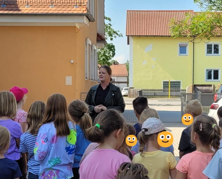 Kunst trifft Politik: Klardorfer Grundschulkinder beteiligen sich an Bundestagsprojekt