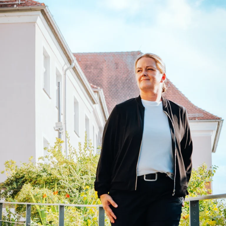 „Akute Versetzungsgefahr“ – Tina Winklmanns Analyse der neuen Bundesregierung